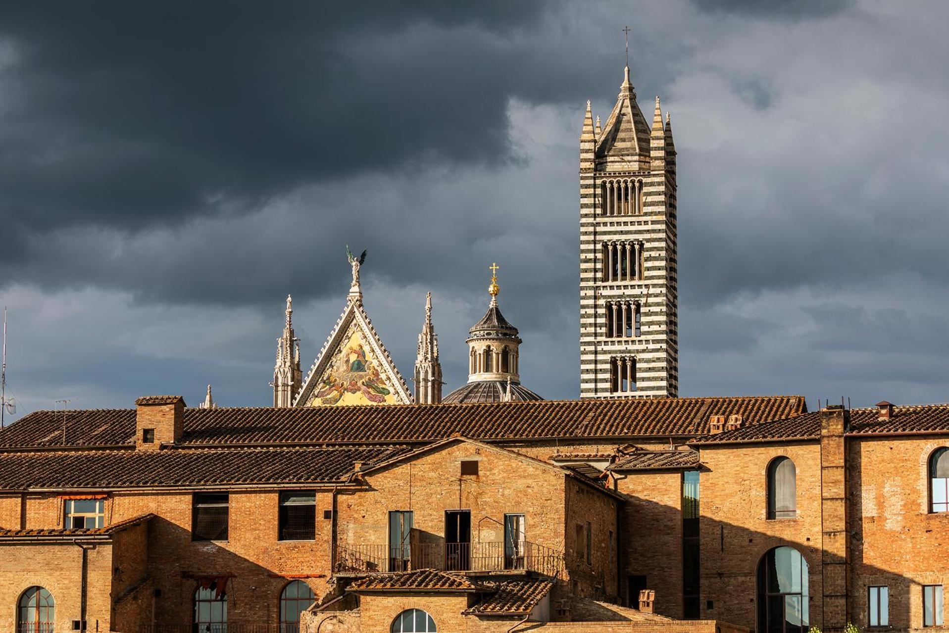 The View Appartement Siena Buitenkant foto